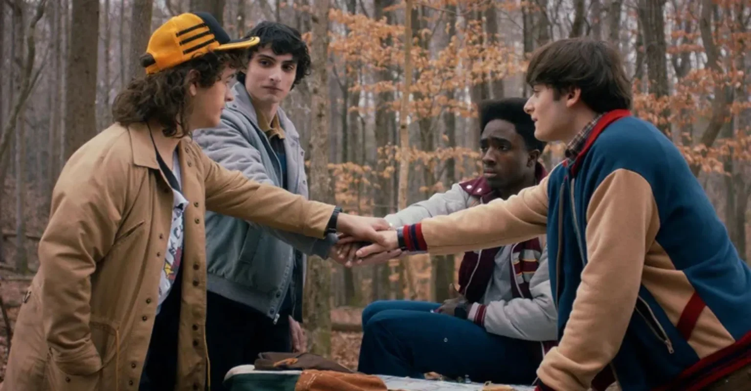 Trailer final de Stranger Things 5ª temporada mostra Will em risco e revela cronograma de lançamentos